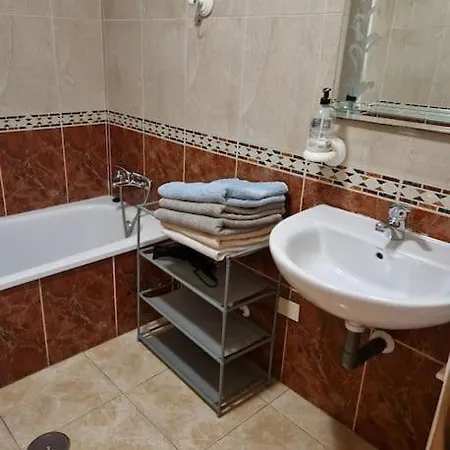 アパート 2 San Policarpo