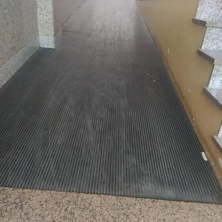 アパート 2 San Policarpo